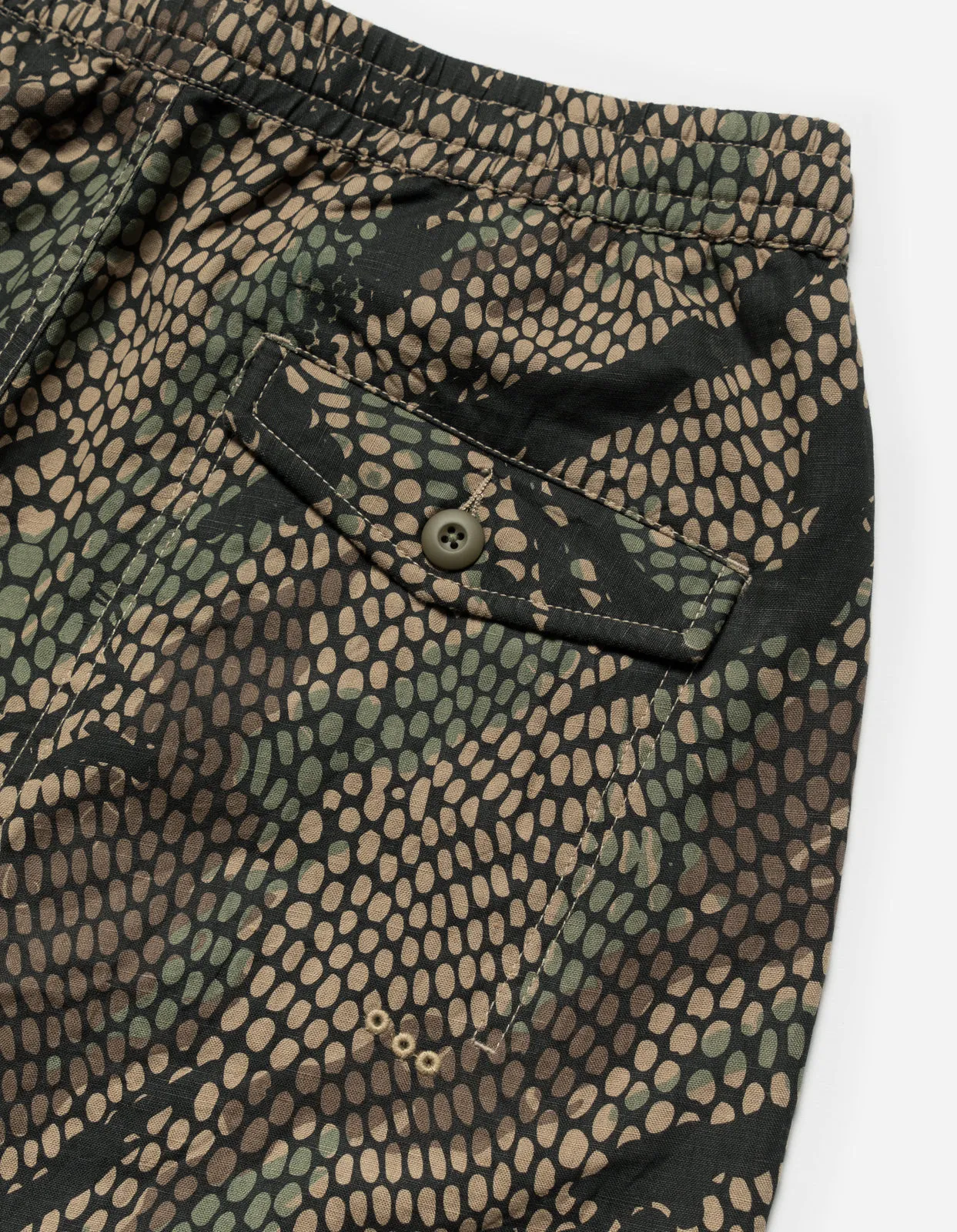 5072 Camo Hemp Loose Track Shorts Woodland