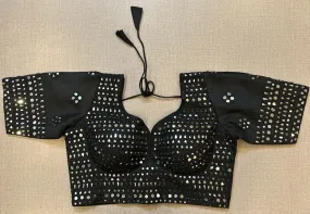 50W483-RO - Exquisite Black Mirror Embroidered Blouse