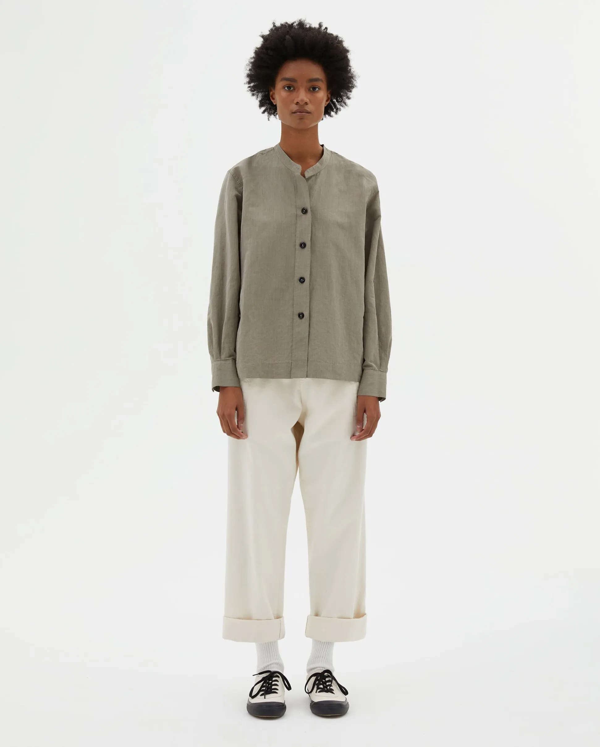 BUTTON THROUGH COLLARLESS SHIRT / FADED KHAKI