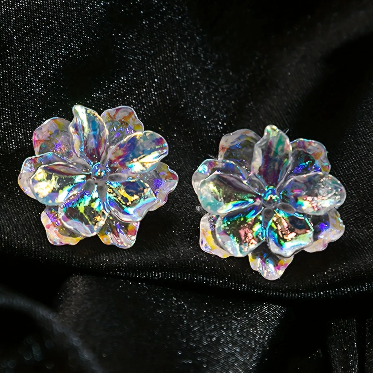 Colorful Exquisite Camellia Design Stud Earrings Sexy Cute Style Resin Jewelry Delicate Female Gift