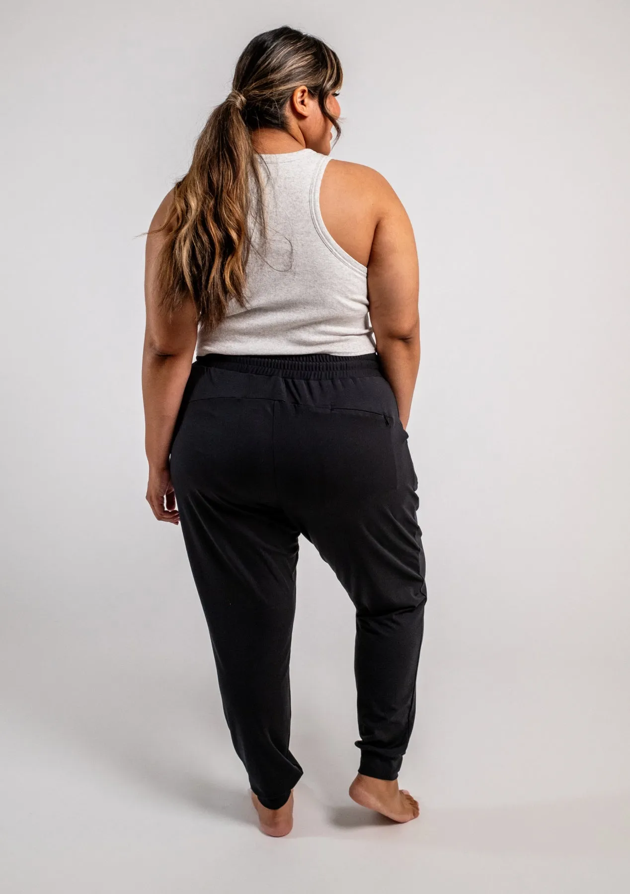 Cozy Luxe Fitted Jogger - Black