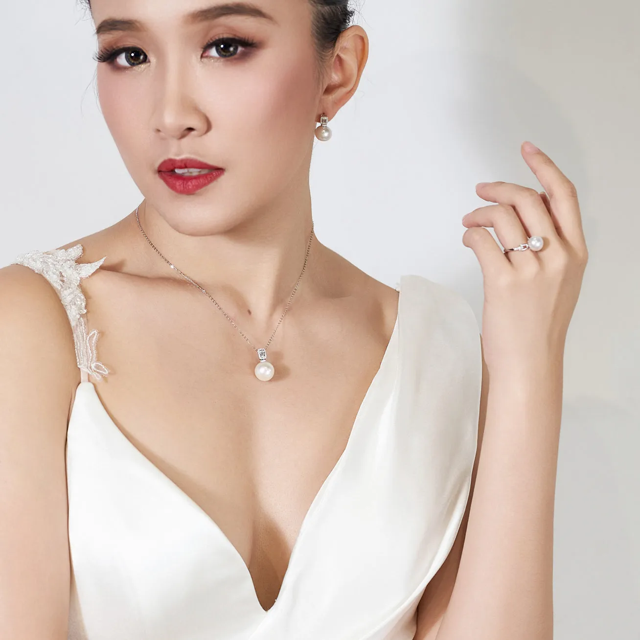 Elegant Edison Pearl Necklace WN00522