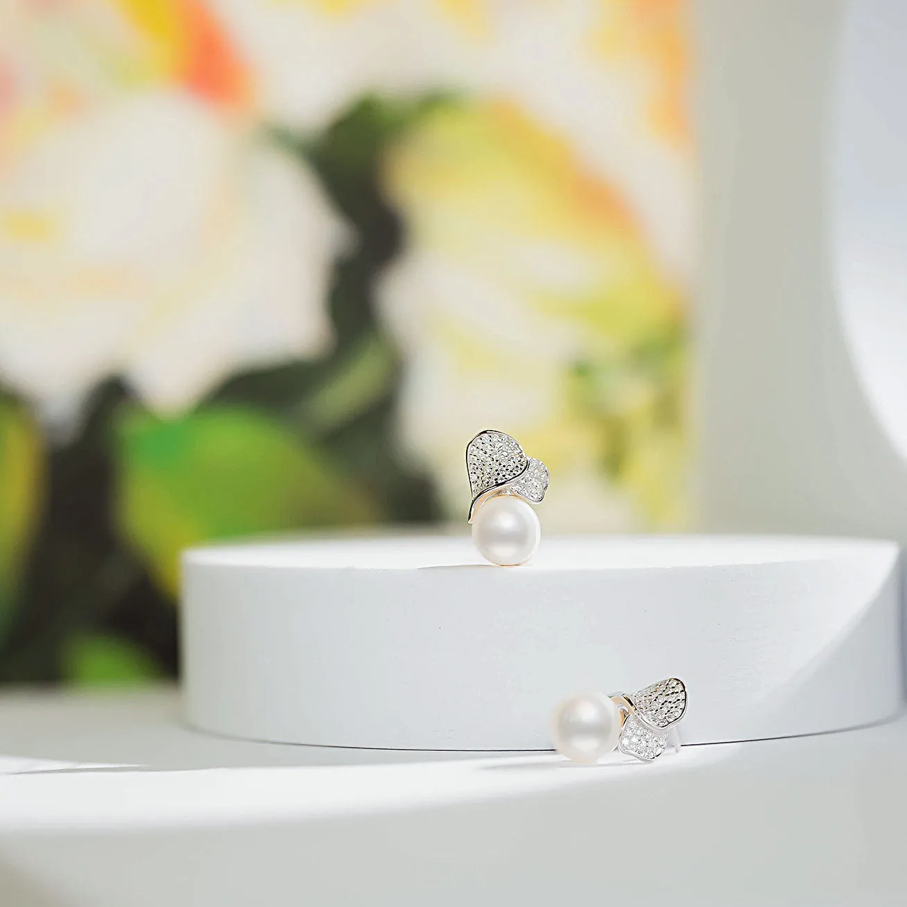 Elegant Freshwater Pearl Earrings WE00294 | GARDENS