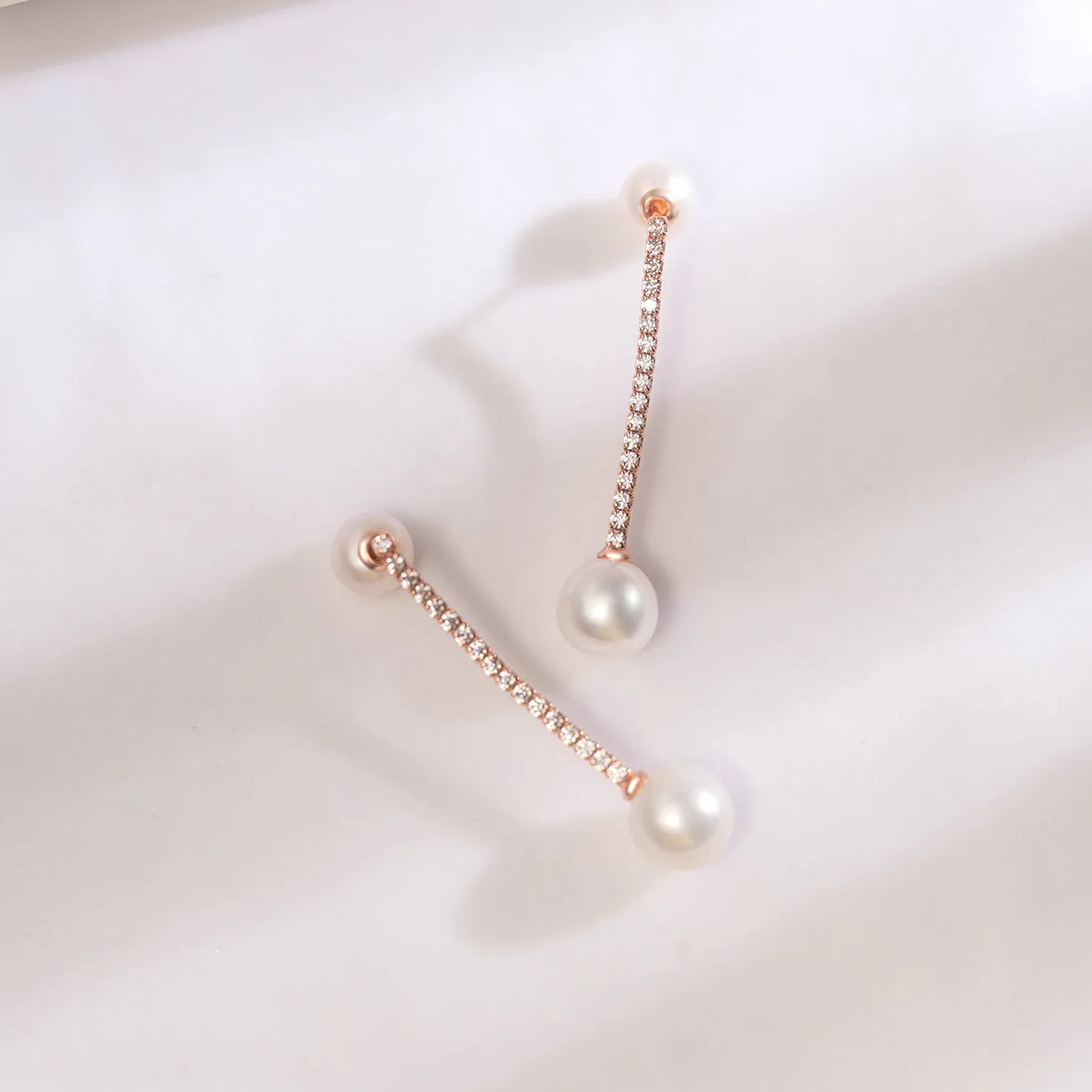 Elegant Freshwater Pearl Earrings WE00510