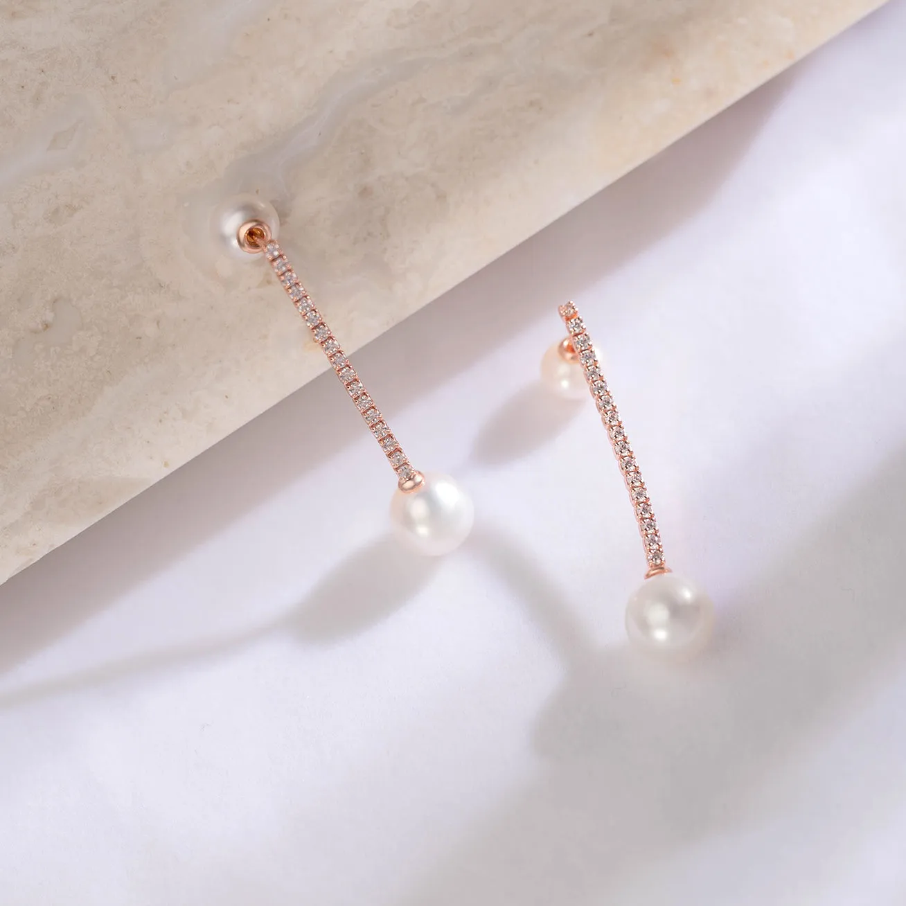 Elegant Freshwater Pearl Earrings WE00510