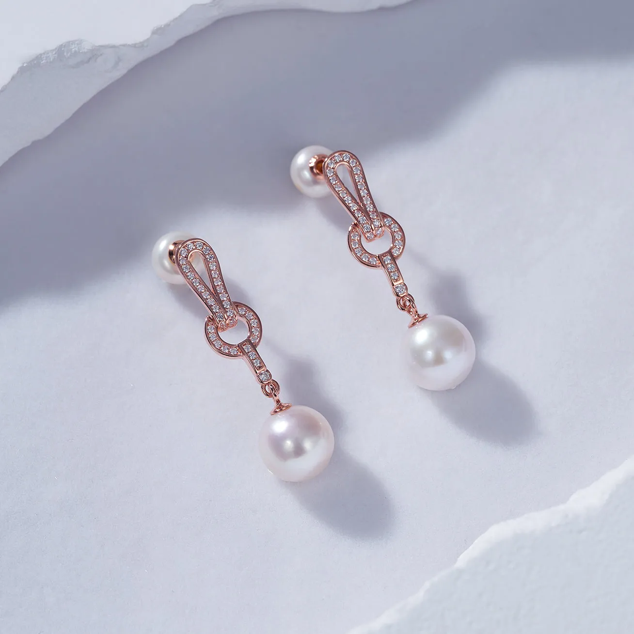 Elegant Freshwater Pearl Earrings WE00669