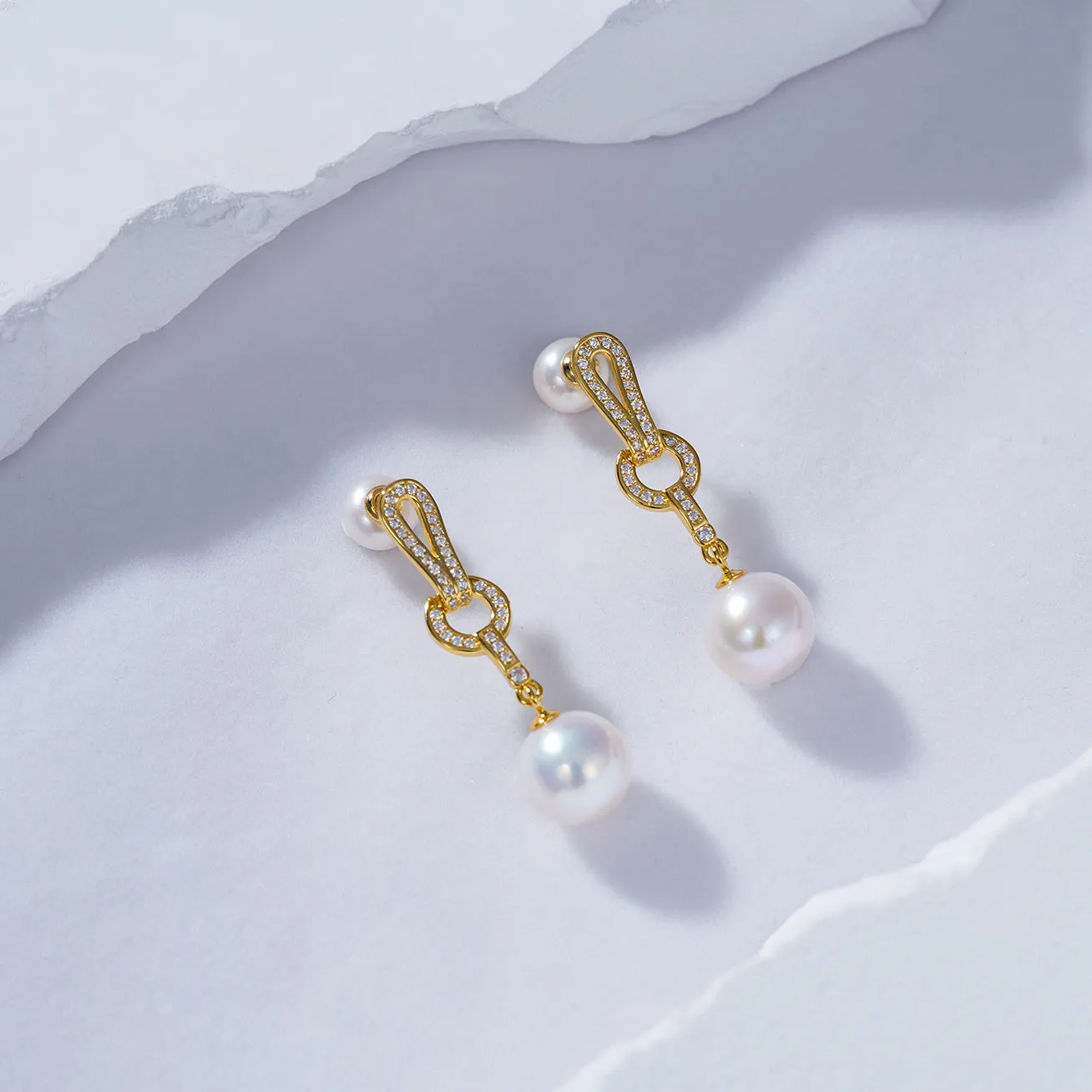 Elegant Freshwater Pearl Earrings WE00670