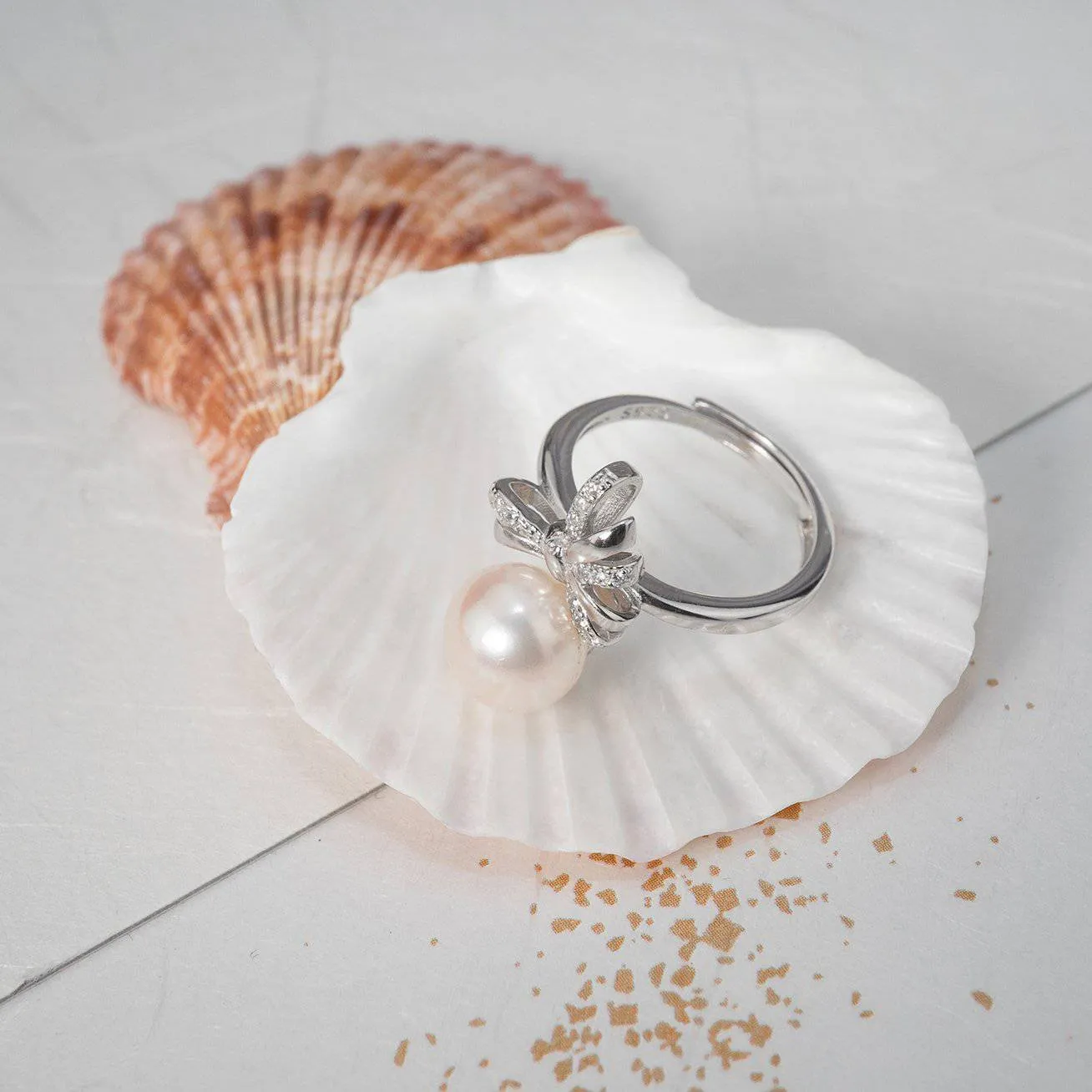 Elegant Freshwater Pearl Ring WR00008