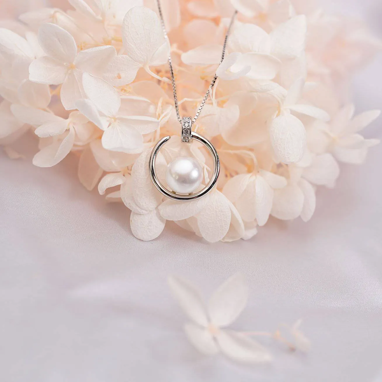 Elegant Freshwater Pearl Set WS00107