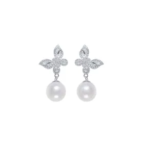 Elegant Pearl Earrings WE00179 | GARDENS