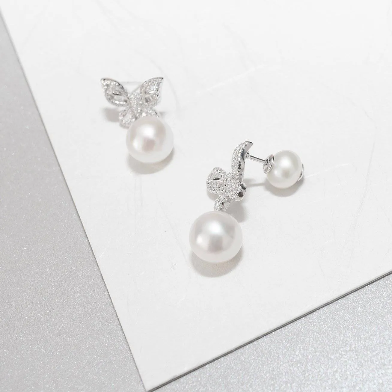 Elegant Pearl Earrings WE00179 | GARDENS