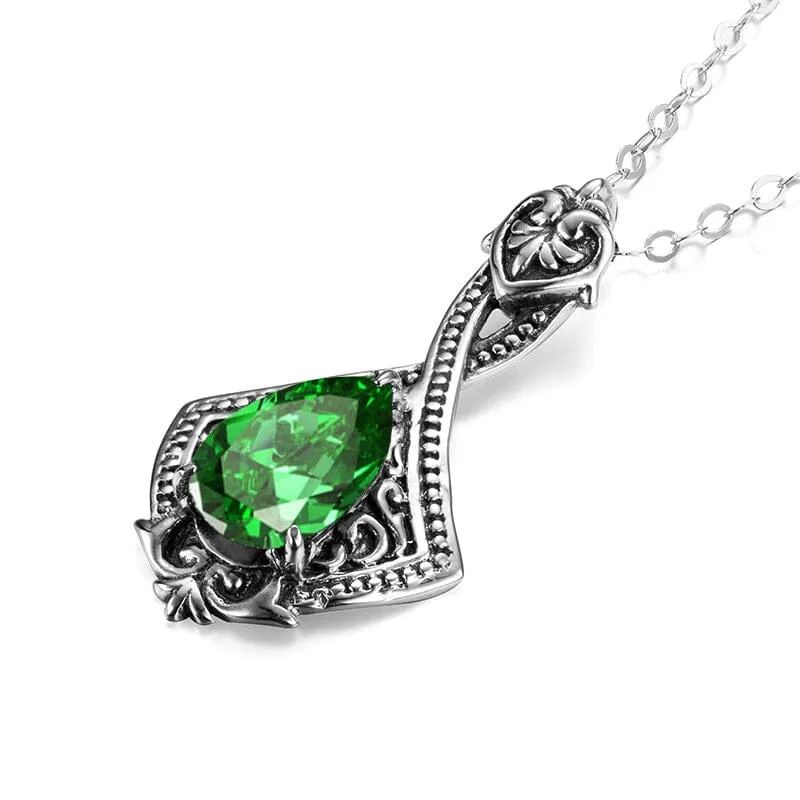 Elegant Vintage Emerald Necklace - 925 Sterling Silver