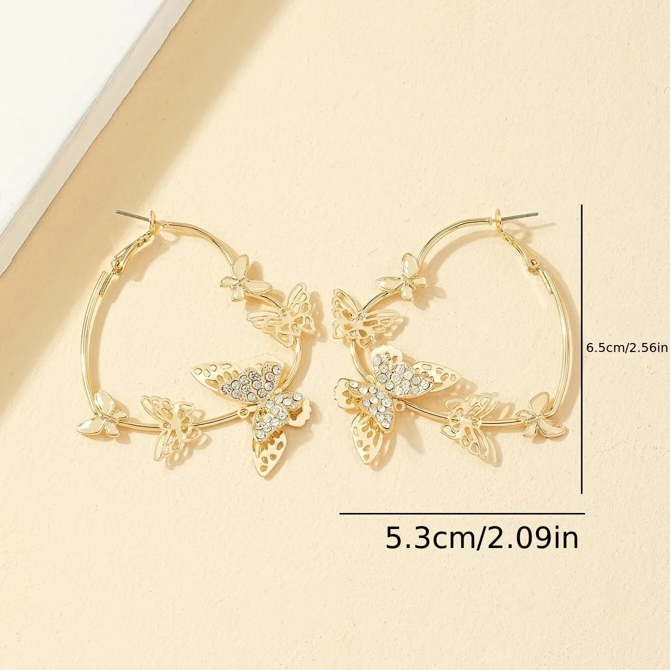 Heart Shape With Exquisite Golden Butterflies Decor Shiny Rhinestone Inlaid Hoop Earrings Cute Vocation Style Trendy Female Gift