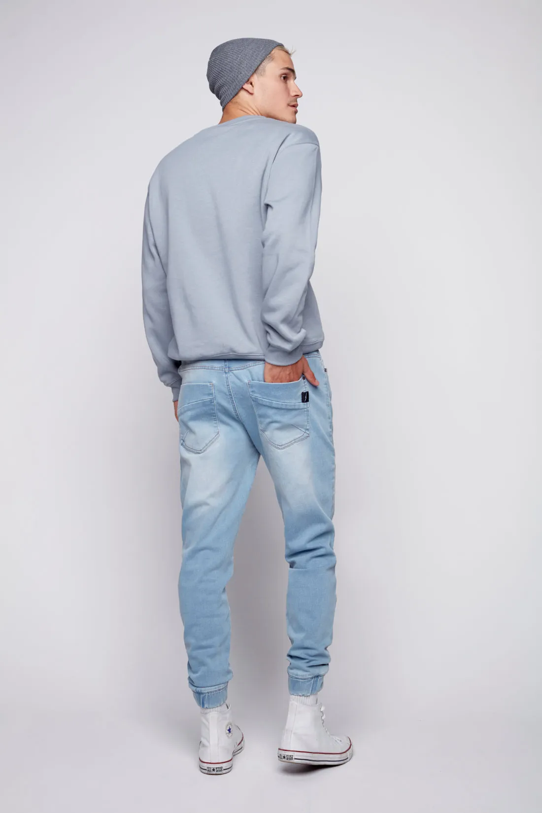 JAGGER - 5 Pocket Cozy Denim Classic Jogger - Blue Bleach