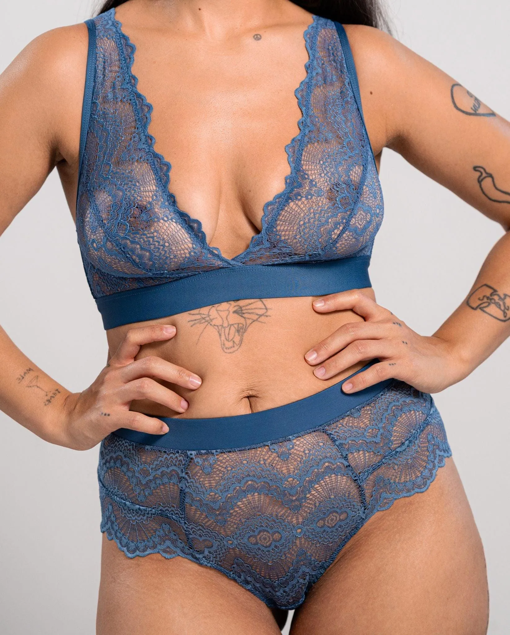 Lace Highwaist String Faded Blue