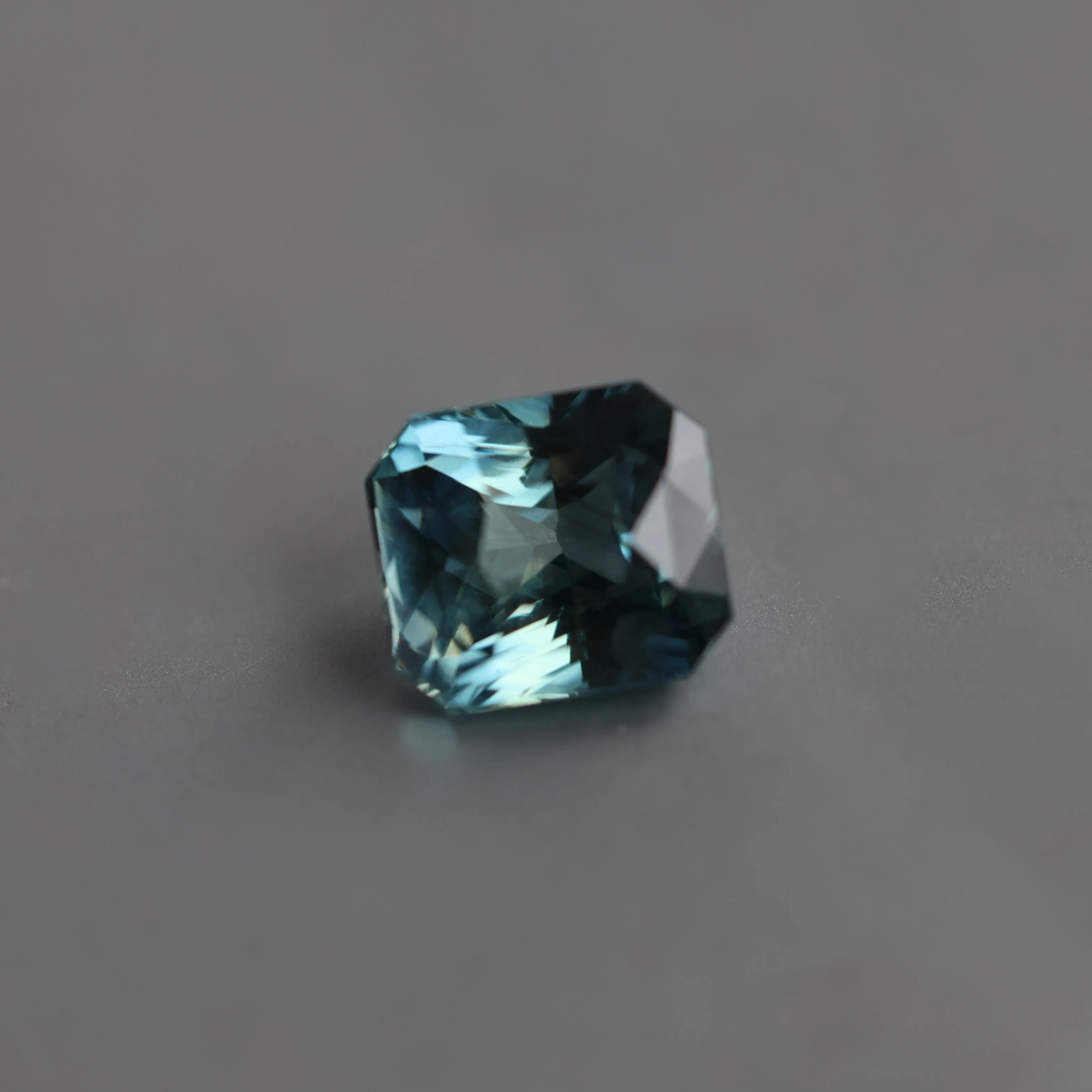 Loose 3.03 Ct Octagon Teal Sapphire