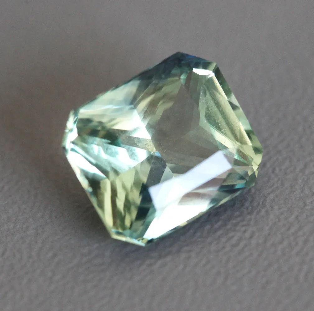 Loose 5.59 Ct Octagon Green Sapphire