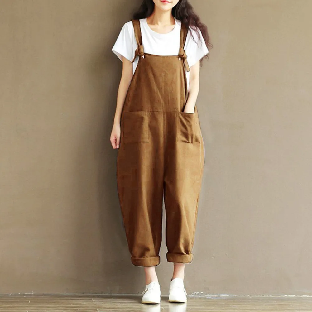 Loose-Fitting Jumpsuit With Pockets