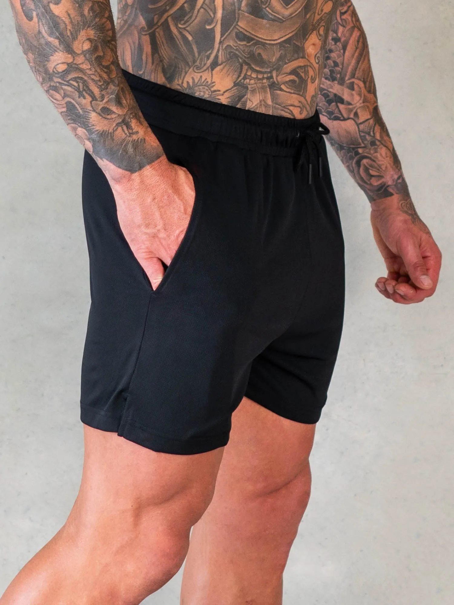 Octane Mesh Shorts - Faded Black