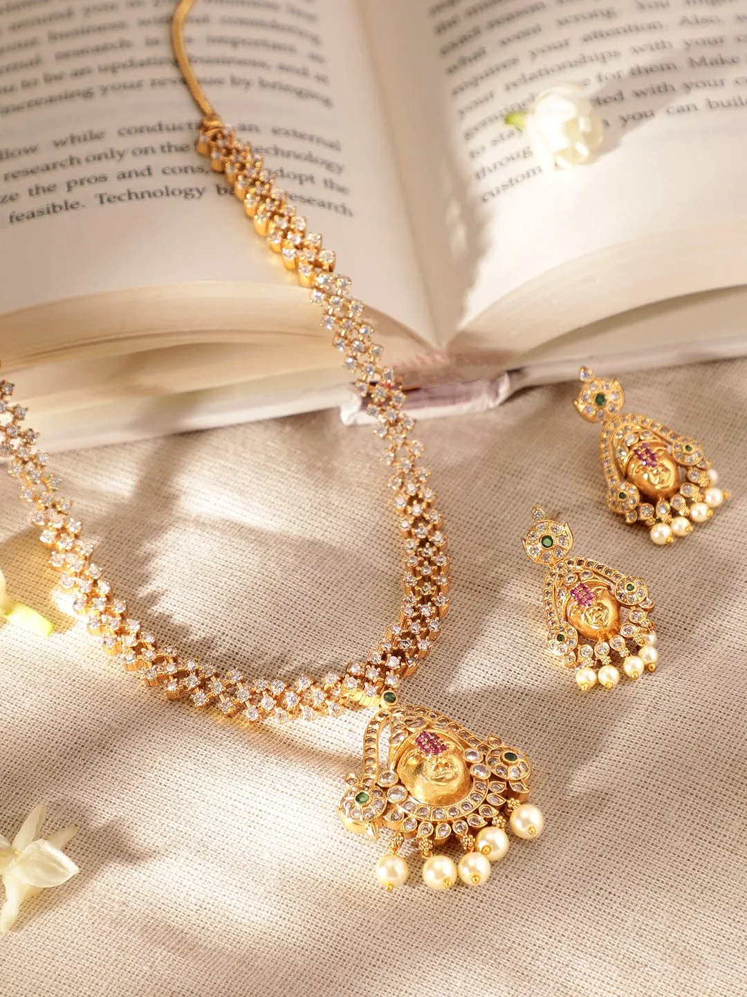 Rubans Elegant Golden AD Necklace Set